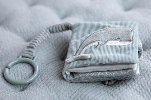 Little Dutch - Plüss babakönyv - tengeri állatos - menta