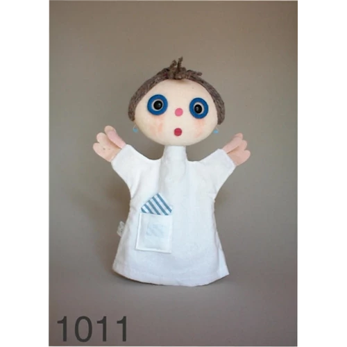 Kesztyűbáb - Doktornéni