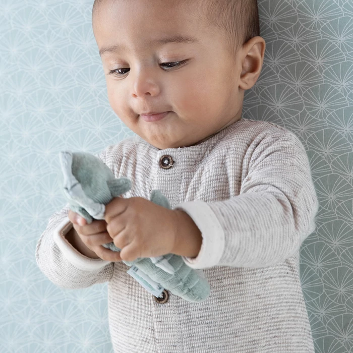 Little Dutch - Plüss csörgő - csikóhal - menta